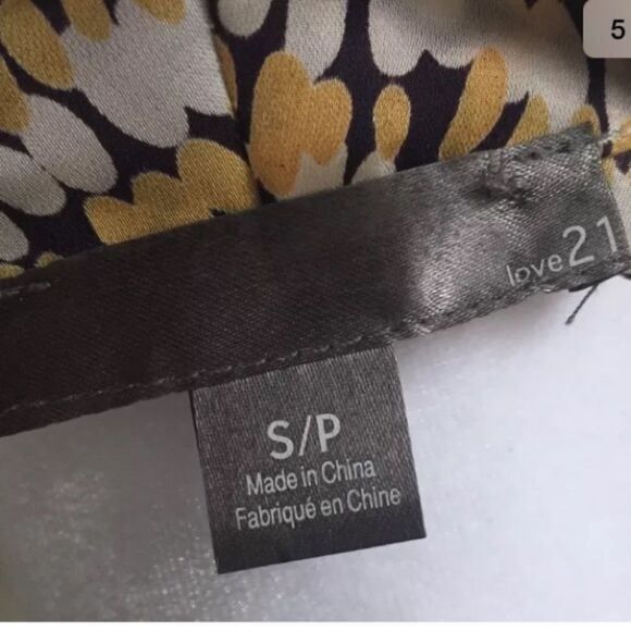 Forever 21 Yellow and Grey Top Small - Picture 5 of 10